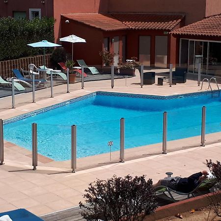 Hotel Albatros Муан-Сарту Екстер'єр фото